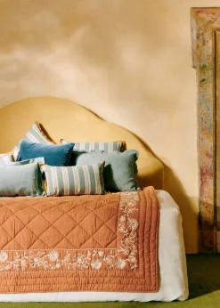 Sezane Les Tissus|Courtepointe Brodée