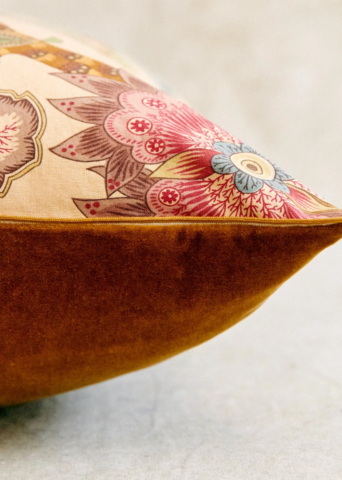 Sezane Les Tissus|Coussin Vintage - Petit Modèle