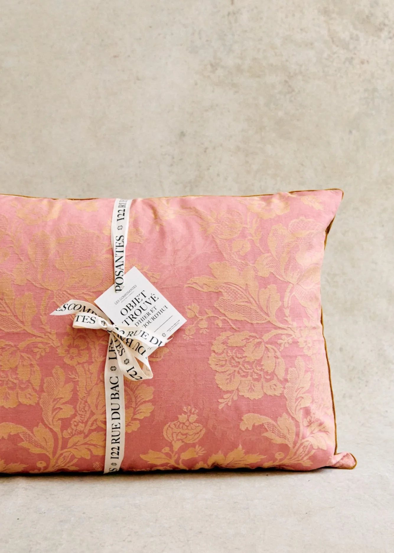 Sezane La Sélection Vintage|Les Tissus|Coussin Vintage - Très Grand Modèle