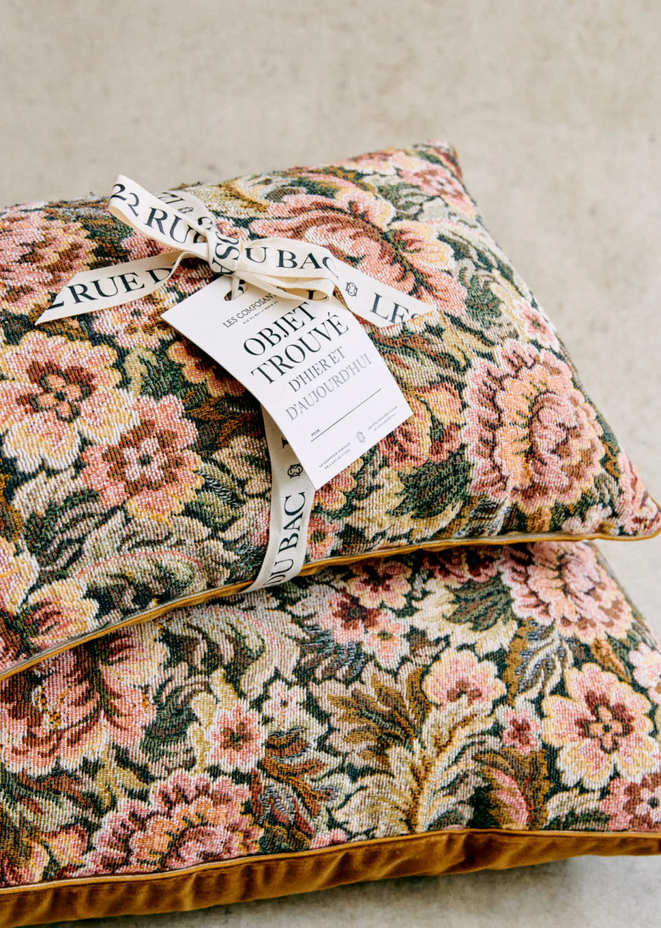 Sezane La Sélection Vintage|Les Tissus|Coussin Vintage - Très Grand Modèle