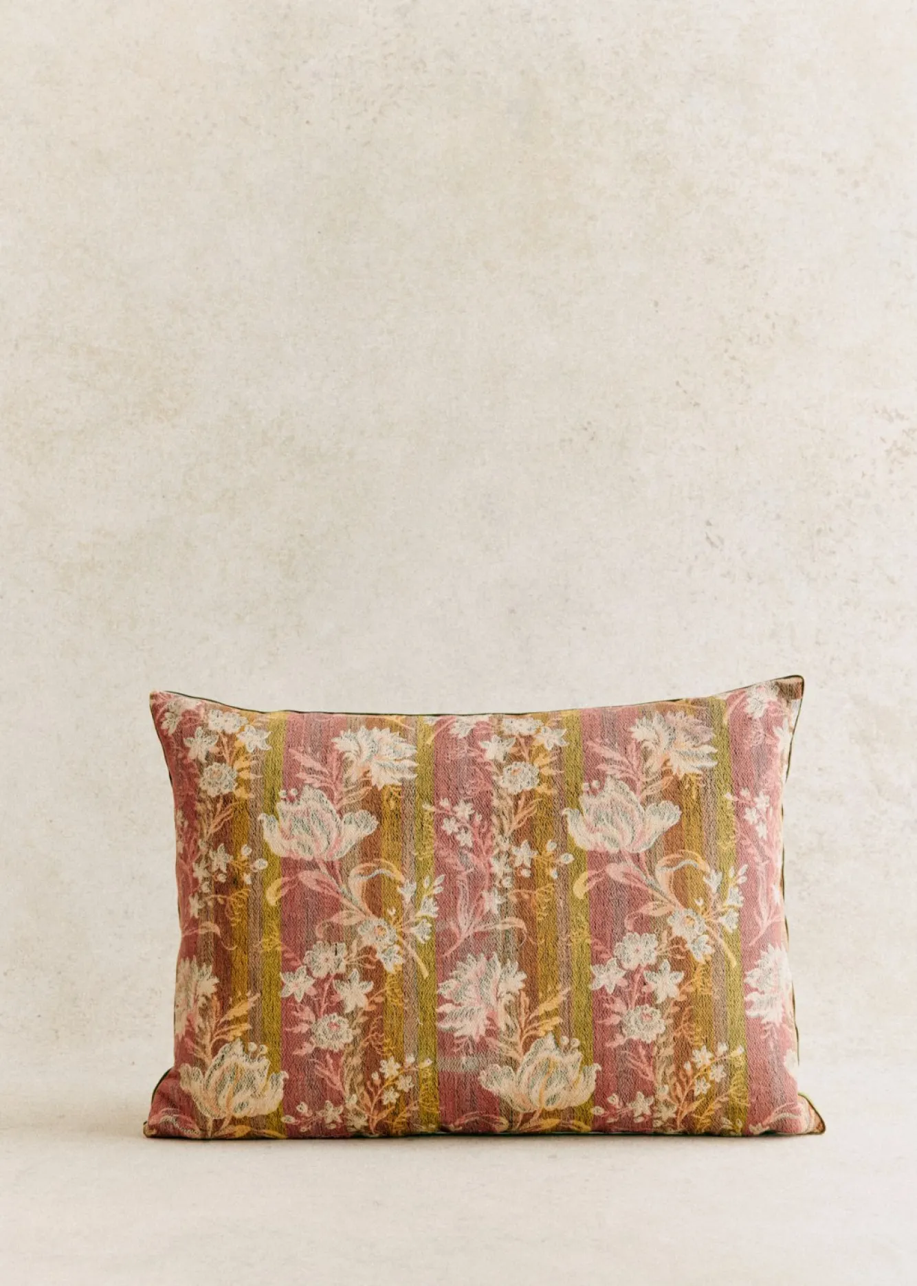 Sezane La Sélection Vintage|Les Tissus|Coussin Vintage - Très Grand Modèle