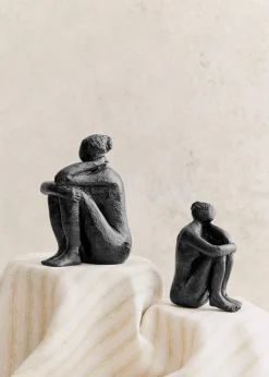 Sezane Les Invités|Sculpture Guénolée Courcoux - Femme Dans Ses Pensées Grand Modèle