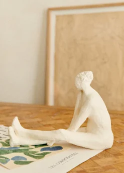 Sezane Les Invités|Sculpture Guénolée Courcoux - Femme Jambes Allongées Grand Modèle