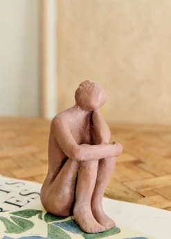 Sezane Les Invités|Sculpture Guénolée Courcoux - Femme Dans Ses Pensées Petit Modèle