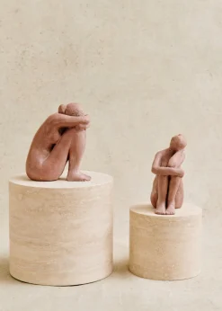 Sezane Les Invités|Sculpture Guénolée Courcoux - Femme Dans Ses Pensées Petit Modèle