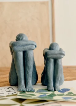 Sezane Les Invités|Sculpture Guénolée Courcoux - Femme Assise Grand Modèle